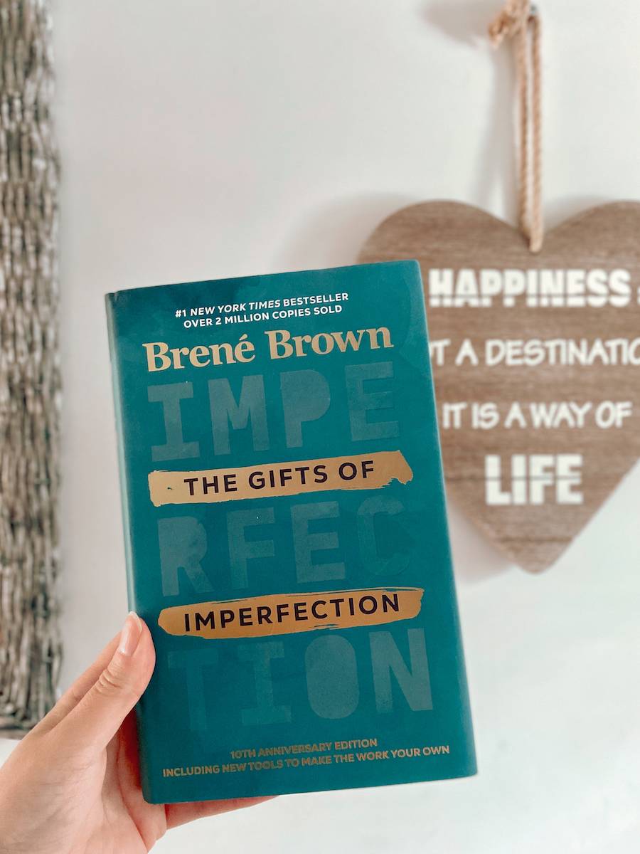 Book Review|| The Gifts of Imperfection - Choosing Wisdom